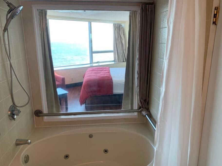 Atlantic Palace Beachfront Ocean View 애틀랜틱시티 외부 사진